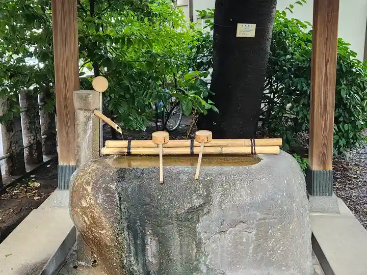 蔵前神社の手水舎