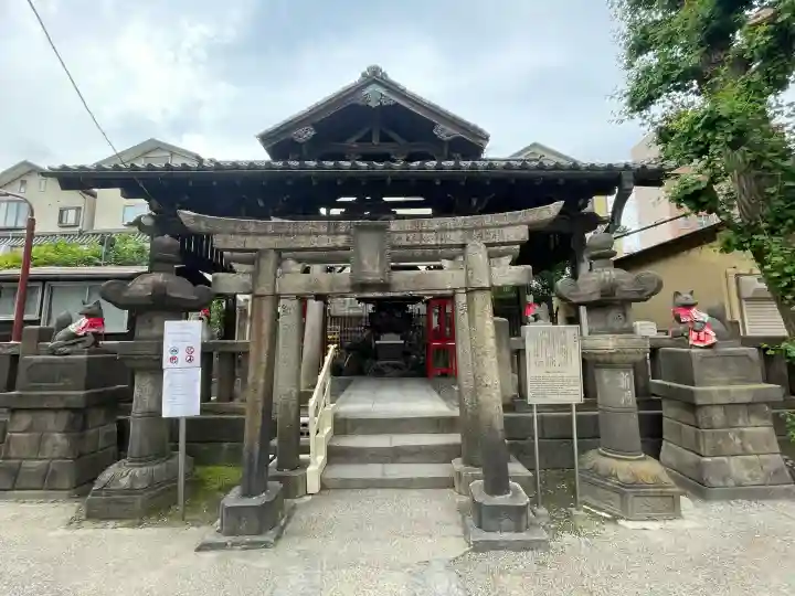 被官稲荷神社(東京都)
