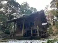 諏訪神社の本殿・本堂