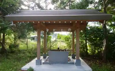 尾札部稲荷神社の手水舎