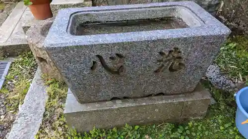 万照寺の手水舎