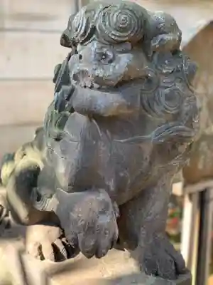 高円寺氷川神社の狛犬