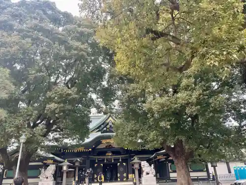 穴八幡宮の本殿・本堂