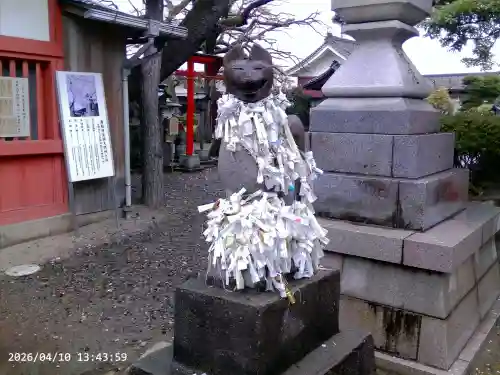 湊稲荷神社の{uncategorized: "未分類", other: "その他", undefined: "問題あり", building: "その他建物", grave: "お墓", sacred_gate: "鳥居", guardian: "狛犬", statue: "像", buddha: "仏像", history: "歴史", nature: "自然", garden: "庭園", animal: "動物", pagoda: "塔", temizu: "手水舎", mountain_gate: "山門・神門", sanctuary: "本殿・本堂", subordinate: "末社・摂社", art: "芸術", scenery: "景色", jizo: "地蔵", ema: "絵馬", goshuin: "御朱印", omikuji: "おみくじ", items: "授与品その他", amulet: "お守り", goshuincho: "御朱印帳", eats: "食事", festival: "お祭り", votive_dance: "神楽", shichigosan: "七五三参", wedding: "結婚式", experience: "体験その他", initially: "初詣", around: "周辺", anti_infection: "感染症対策"}