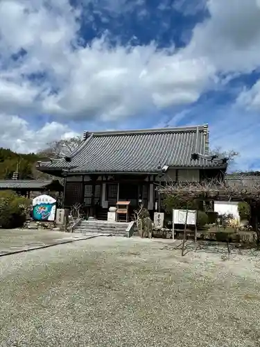 世尊寺(奈良県)