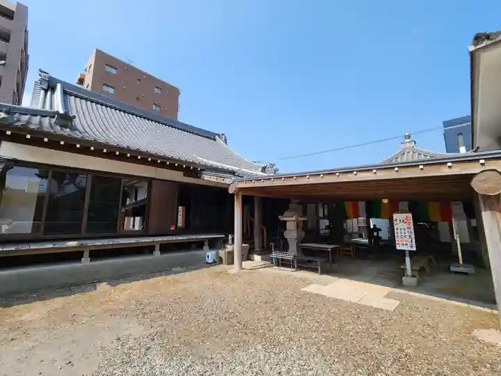 南洲寺の本殿・本堂