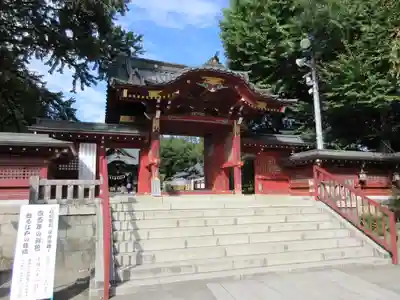 秩父神社の山門・神門