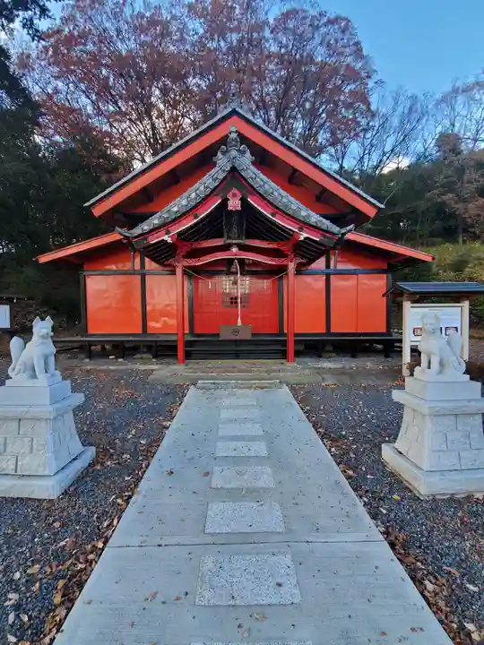 三崎稲荷神社の本殿・本堂