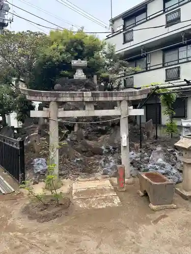 綾瀬稲荷神社(東京都)