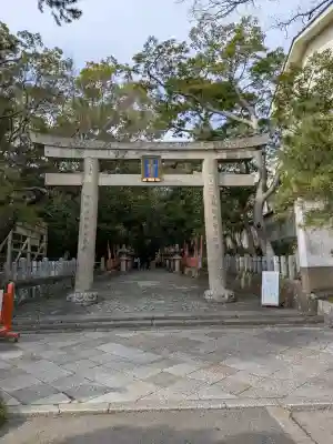 紀州東照宮の{uncategorized: "未分類", other: "その他", undefined: "問題あり", building: "その他建物", grave: "お墓", sacred_gate: "鳥居", guardian: "狛犬", statue: "像", buddha: "仏像", history: "歴史", nature: "自然", garden: "庭園", animal: "動物", pagoda: "塔", temizu: "手水舎", mountain_gate: "山門・神門", sanctuary: "本殿・本堂", subordinate: "末社・摂社", art: "芸術", scenery: "景色", jizo: "地蔵", ema: "絵馬", goshuin: "御朱印", omikuji: "おみくじ", items: "授与品その他", amulet: "お守り", goshuincho: "御朱印帳", eats: "食事", festival: "お祭り", votive_dance: "神楽", shichigosan: "七五三参", wedding: "結婚式", experience: "体験その他", initially: "初詣", around: "周辺", anti_infection: "感染症対策"}