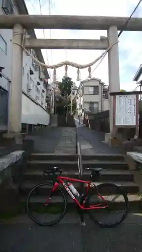 生麦杉山神社の鳥居