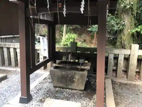 山科神社の手水舎