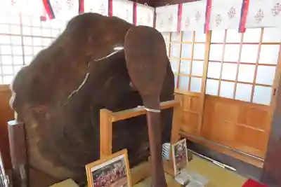 八岩華神社の芸術