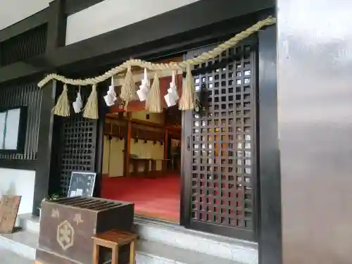 出雲大社東京分祠の{uncategorized: "未分類", other: "その他", undefined: "問題あり", building: "その他建物", grave: "お墓", sacred_gate: "鳥居", guardian: "狛犬", statue: "像", buddha: "仏像", history: "歴史", nature: "自然", garden: "庭園", animal: "動物", pagoda: "塔", temizu: "手水舎", mountain_gate: "山門・神門", sanctuary: "本殿・本堂", subordinate: "末社・摂社", art: "芸術", scenery: "景色", jizo: "地蔵", ema: "絵馬", goshuin: "御朱印", omikuji: "おみくじ", items: "授与品その他", amulet: "お守り", goshuincho: "御朱印帳", eats: "食事", festival: "お祭り", votive_dance: "神楽", shichigosan: "七五三参", wedding: "結婚式", experience: "体験その他", initially: "初詣", around: "周辺", anti_infection: "感染症対策"}