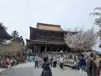 金峯山寺の本殿・本堂