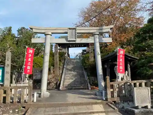 賣豆紀神社の鳥居