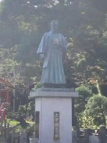 高幡不動尊　金剛寺の像