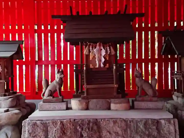 雨宮社の末社・摂社