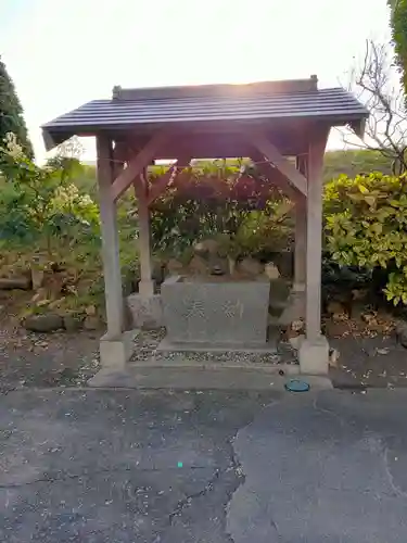 旅立稲荷神社の手水舎