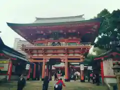 生田神社の山門