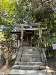 石上神宮の末社