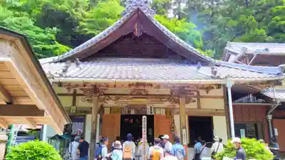 菅生山 大宝寺の本殿・本堂