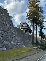松江神社の{uncategorized: "未分類", other: "その他", undefined: "問題あり", building: "その他建物", grave: "お墓", sacred_gate: "鳥居", guardian: "狛犬", statue: "像", buddha: "仏像", history: "歴史", nature: "自然", garden: "庭園", animal: "動物", pagoda: "塔", temizu: "手水舎", mountain_gate: "山門・神門", sanctuary: "本殿・本堂", subordinate: "末社・摂社", art: "芸術", scenery: "景色", jizo: "地蔵", ema: "絵馬", goshuin: "御朱印", omikuji: "おみくじ", items: "授与品その他", amulet: "お守り", goshuincho: "御朱印帳", eats: "食事", festival: "お祭り", votive_dance: "神楽", shichigosan: "七五三参", wedding: "結婚式", experience: "体験その他", initially: "初詣", around: "周辺", anti_infection: "感染症対策"}