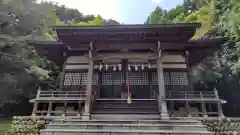 白山神社の本殿