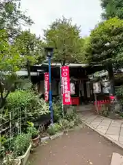 花園稲荷神社の本殿