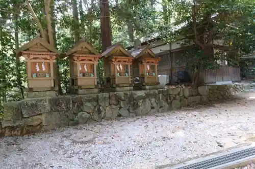 葛木御歳神社の末社