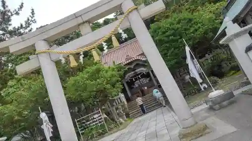 姥神大神宮の鳥居