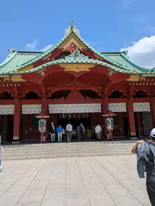 神田神社(神田明神)の{uncategorized: "未分類", other: "その他", undefined: "問題あり", building: "その他建物", grave: "お墓", sacred_gate: "鳥居", guardian: "狛犬", statue: "像", buddha: "仏像", history: "歴史", nature: "自然", garden: "庭園", animal: "動物", pagoda: "塔", temizu: "手水舎", mountain_gate: "山門・神門", sanctuary: "本殿・本堂", subordinate: "末社・摂社", art: "芸術", scenery: "景色", jizo: "地蔵", ema: "絵馬", goshuin: "御朱印", omikuji: "おみくじ", items: "授与品その他", amulet: "お守り", goshuincho: "御朱印帳", eats: "食事", festival: "お祭り", votive_dance: "神楽", shichigosan: "七五三参", wedding: "結婚式", experience: "体験その他", initially: "初詣", around: "周辺", anti_infection: "感染症対策"}
