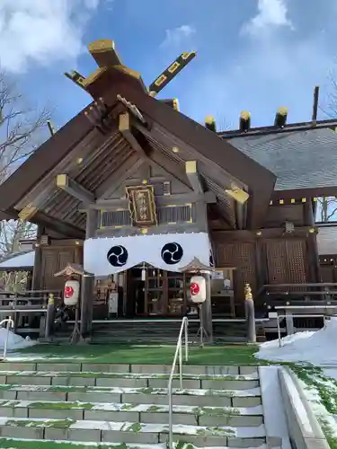 旭川神社の本殿