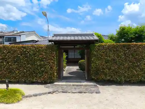 守皎寺の{uncategorized: "未分類", other: "その他", undefined: "問題あり", building: "その他建物", grave: "お墓", sacred_gate: "鳥居", guardian: "狛犬", statue: "像", buddha: "仏像", history: "歴史", nature: "自然", garden: "庭園", animal: "動物", pagoda: "塔", temizu: "手水舎", mountain_gate: "山門・神門", sanctuary: "本殿・本堂", subordinate: "末社・摂社", art: "芸術", scenery: "景色", jizo: "地蔵", ema: "絵馬", goshuin: "御朱印", omikuji: "おみくじ", items: "授与品その他", amulet: "お守り", goshuincho: "御朱印帳", eats: "食事", festival: "お祭り", votive_dance: "神楽", shichigosan: "七五三参", wedding: "結婚式", experience: "体験その他", initially: "初詣", around: "周辺", anti_infection: "感染症対策"}
