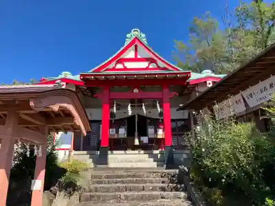 差出磯大嶽山神社 仕事と健康と厄よけの神さまの本殿・本堂