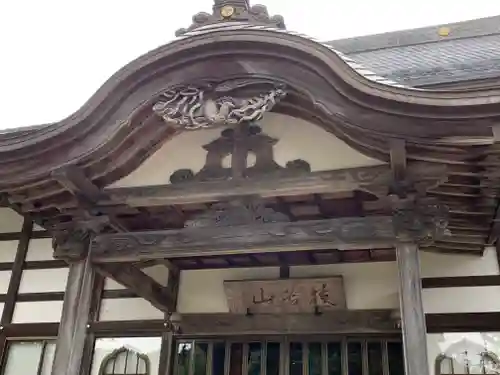 與楽寺の本殿・本堂