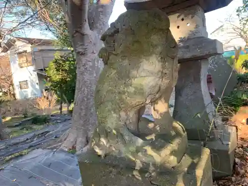 飯奈里神社の狛犬