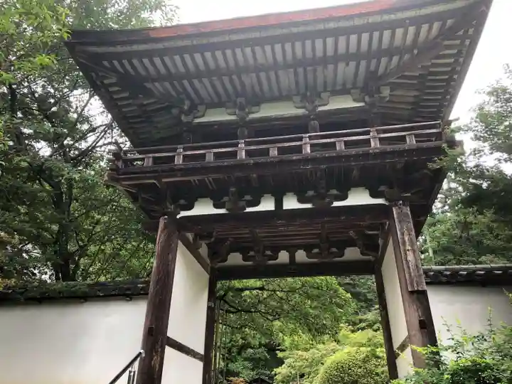 長岳寺の山門・神門