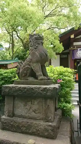 稲毛神社の狛犬