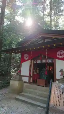 宝登山神社の末社・摂社