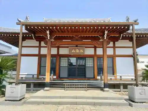 常泉寺の本殿・本堂