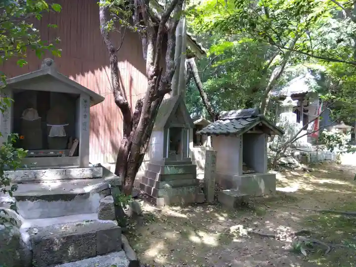 密蔵院の末社・摂社