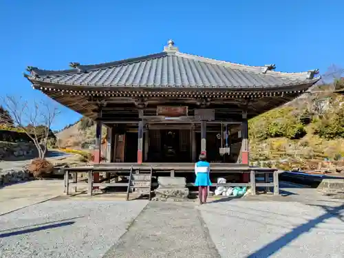 長福寺の本殿