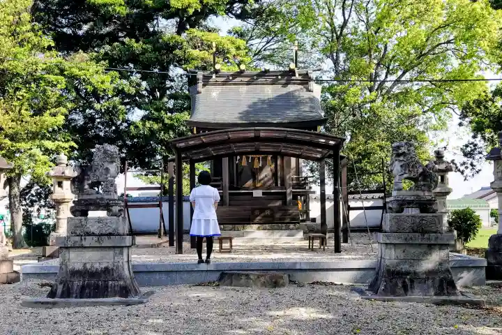 酒人神社の{uncategorized: "未分類", other: "その他", undefined: "問題あり", building: "その他建物", grave: "お墓", sacred_gate: "鳥居", guardian: "狛犬", statue: "像", buddha: "仏像", history: "歴史", nature: "自然", garden: "庭園", animal: "動物", pagoda: "塔", temizu: "手水舎", mountain_gate: "山門・神門", sanctuary: "本殿・本堂", subordinate: "末社・摂社", art: "芸術", scenery: "景色", jizo: "地蔵", ema: "絵馬", goshuin: "御朱印", omikuji: "おみくじ", items: "授与品その他", amulet: "お守り", goshuincho: "御朱印帳", eats: "食事", festival: "お祭り", votive_dance: "神楽", shichigosan: "七五三参", wedding: "結婚式", experience: "体験その他", initially: "初詣", around: "周辺", anti_infection: "感染症対策"}