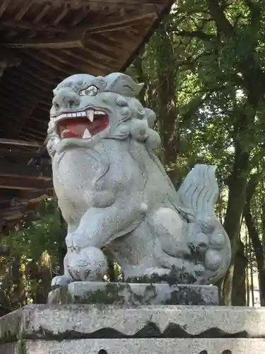 弓削神社の狛犬