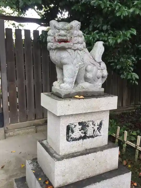 八雲神社の狛犬