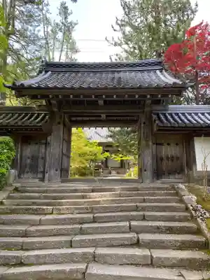 西明寺の山門・神門