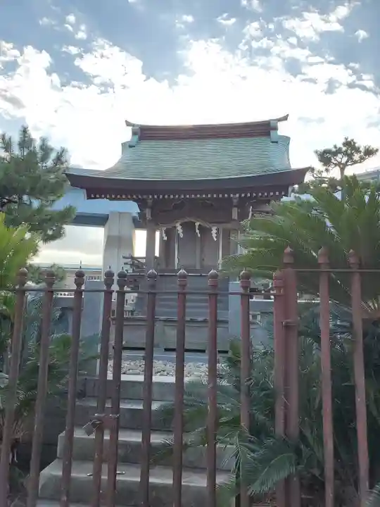 琵琶島神社の本殿・本堂
