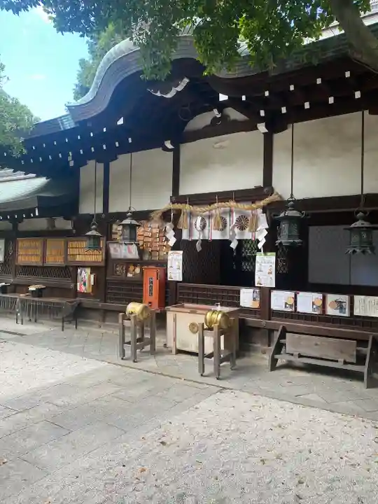 白峯神宮の本殿・本堂