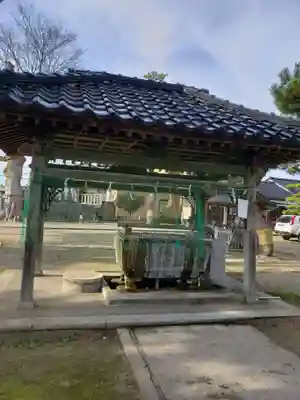 放生津八幡宮の手水舎